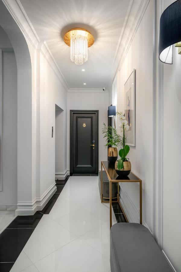 Praxitelous Luxury Suites เอเธนส์ ภายนอก รูปภาพ