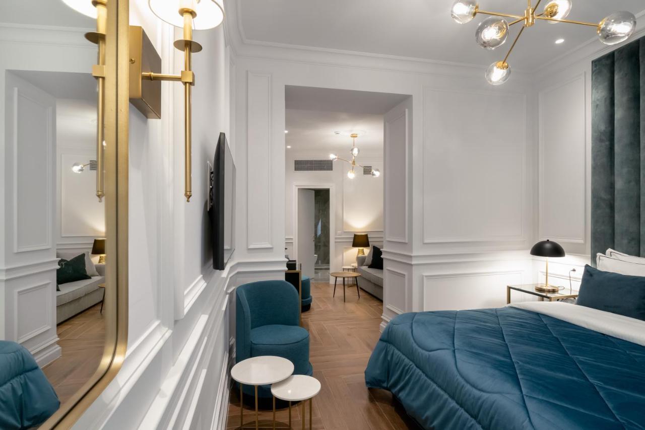 Praxitelous Luxury Suites เอเธนส์ ภายนอก รูปภาพ